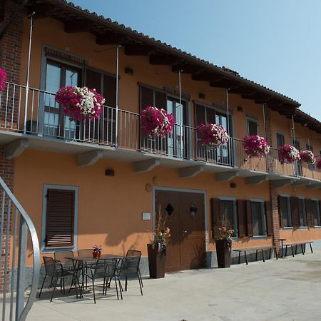 Castagnito Costa Catterina B&B מראה חיצוני תמונה