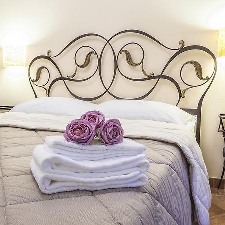 Castagnito Costa Catterina B&B מראה חיצוני תמונה