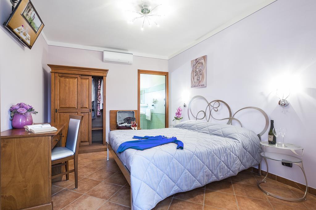 Castagnito Costa Catterina B&B מראה חיצוני תמונה